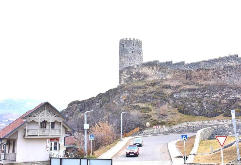 اتاق استاندارد سه نفره, Light House Old City
