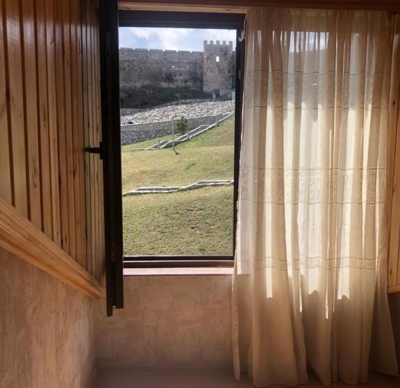 اتاق سوپریور با تخت بزرگ, Light House Old City