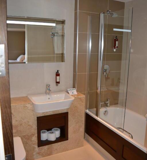 デラックスルーム, Rooms At Rue