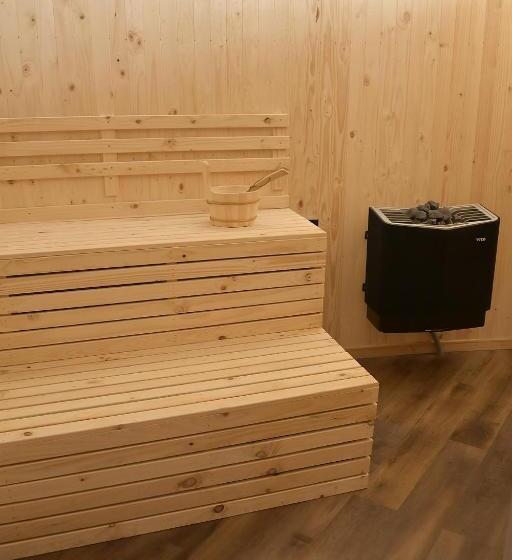 غرفة قياسية مزوَّدة بجاكوزي, Boutique Antukenu