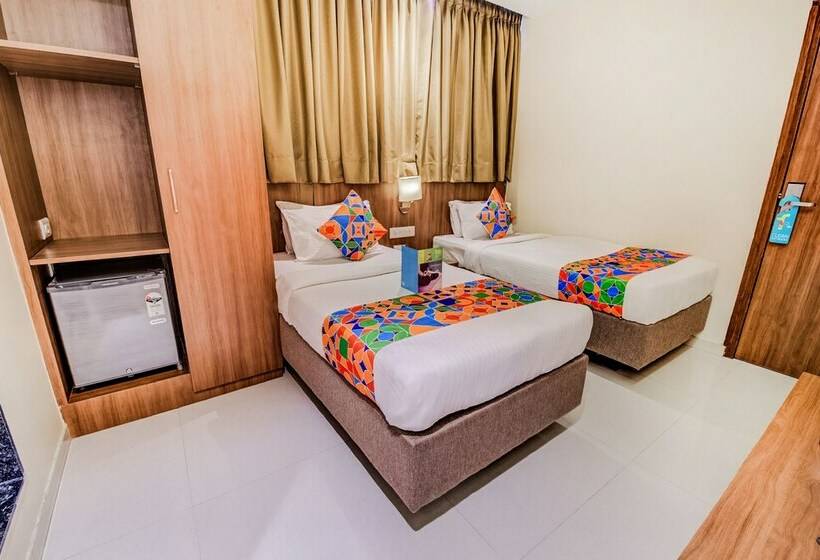 Номер Deluxe, Fabhotel Hyson International Midc