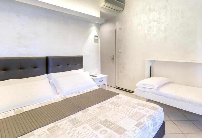 스탠다드 트리플 룸, La Nidiola