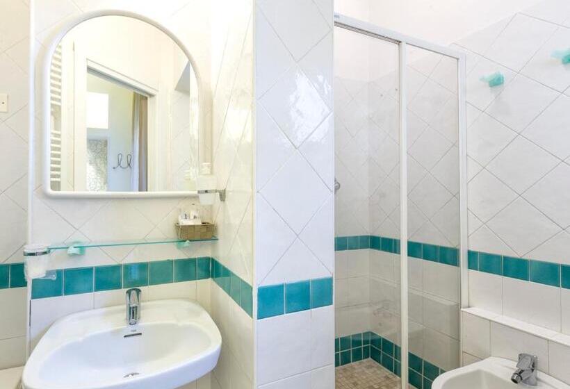 4인용 스탠다드 룸, La Nidiola