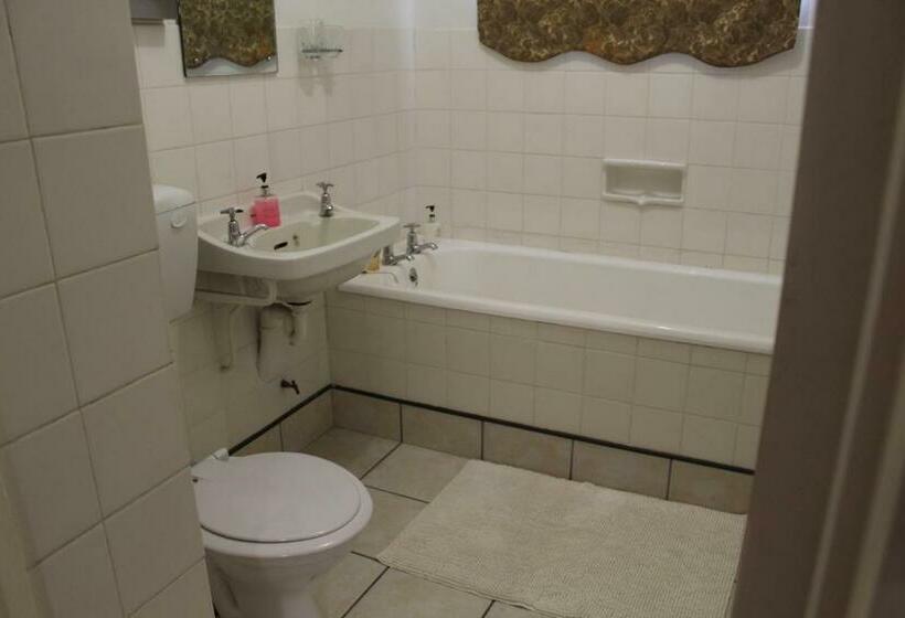 غرفة قياسية, The Hamlet Country Lodge