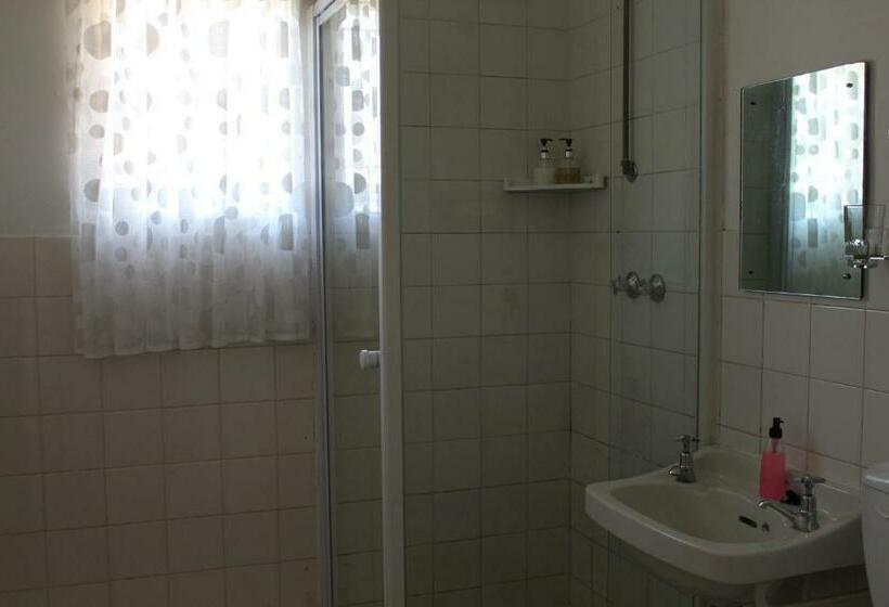 غرفة قياسية, The Hamlet Country Lodge