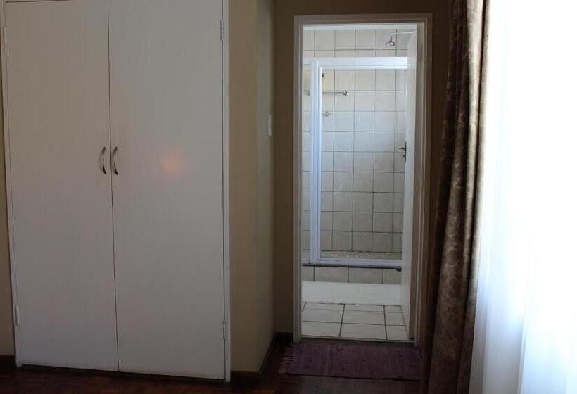 غرفة قياسية, The Hamlet Country Lodge