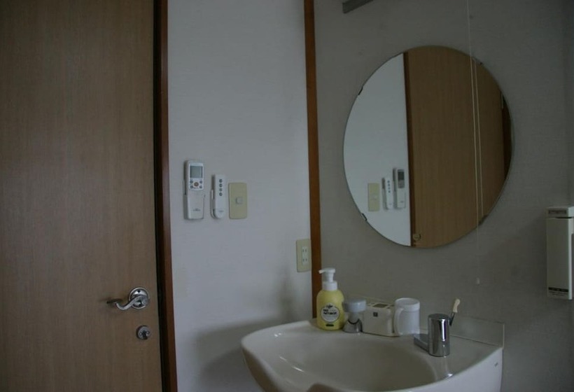 חדר אקונומי, Youth Guest House Atoma   Hostel