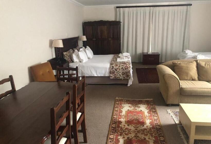Семейный Номер, Acacia Westdene B&b