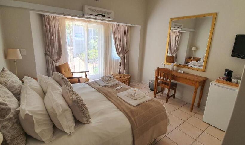 标准房带园景, Acacia Westdene B&b