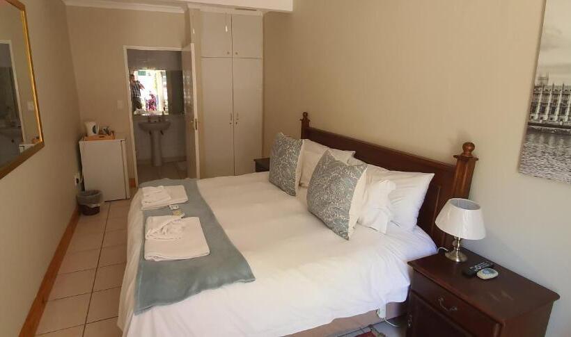 Номер Стандарт, Acacia Westdene B&b