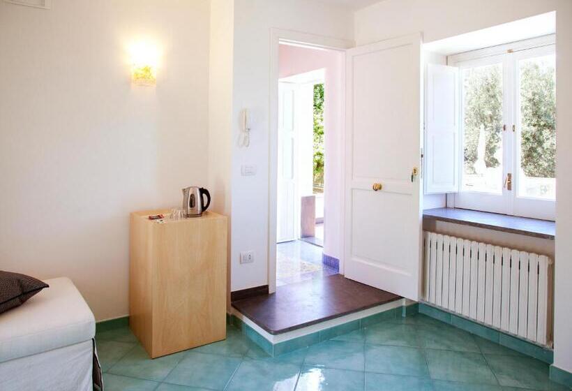 غرفة سوبيريور عائلية, Antonio Massa Lubrense