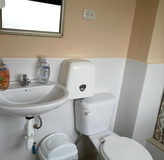 Deluxe Kamer, Chapelet Hostal