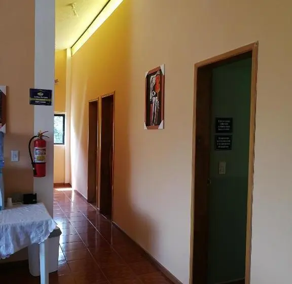 اتاق لوکس, Chapelet Hostal