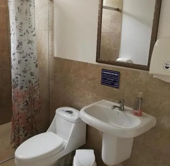 اتاق استاندارد, Chapelet Hostal