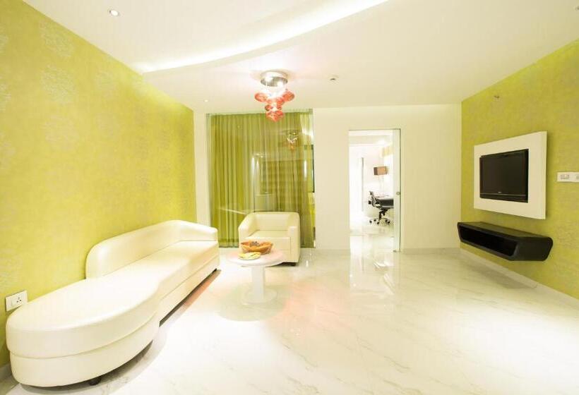 小型套房, Hash Six Hotels