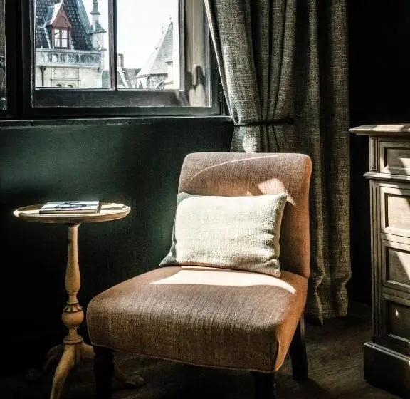 Duplex-sviitti, 1898 The Post