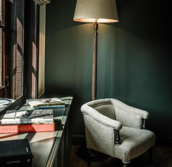 Люкс Дюплекс, 1898 The Post