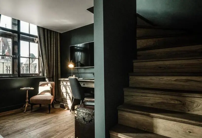 Duplex-sviitti, 1898 The Post