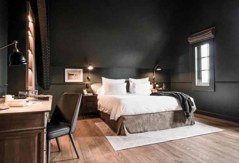 Пентхаус, 1898 The Post