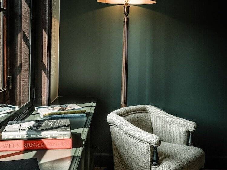 Люкс, 1898 The Post