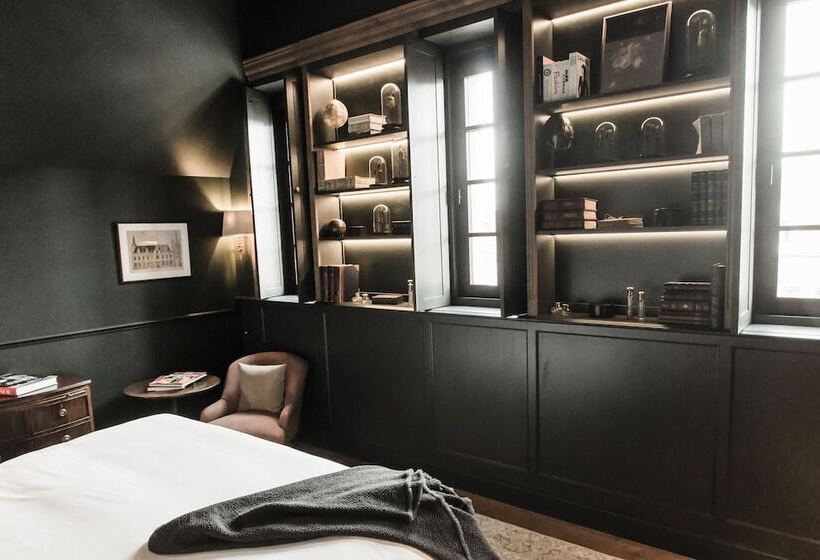 Полулюкс, 1898 The Post