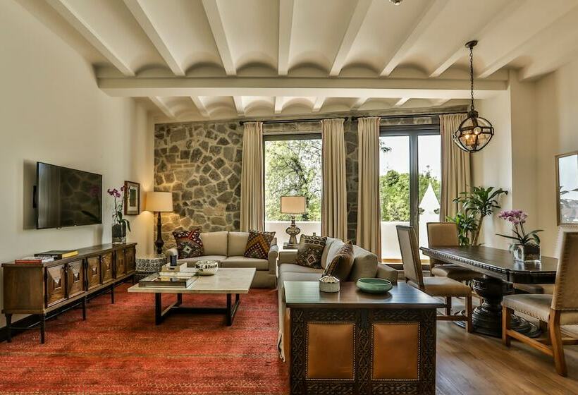 جناح, Banyan Tree Puebla