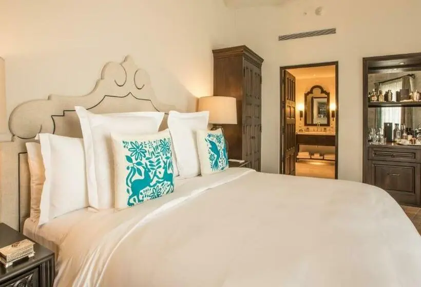 Standard Room King Size Bed