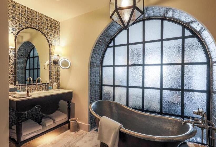 جناح جونيور سرير كينج, Banyan Tree Puebla