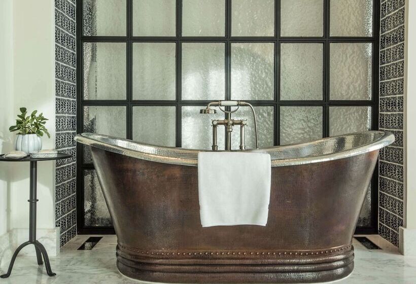 جناح, Banyan Tree Puebla