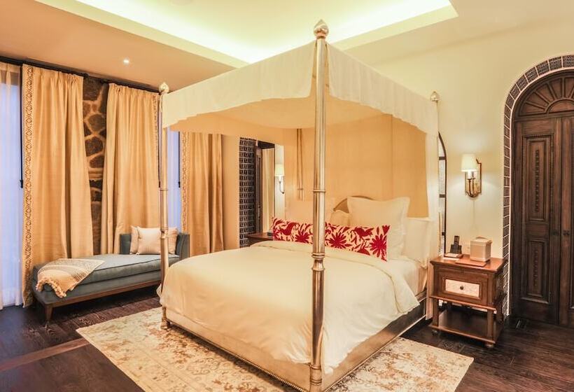 جناح, Banyan Tree Puebla