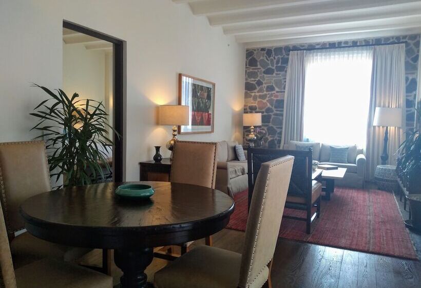 جناح, Banyan Tree Puebla