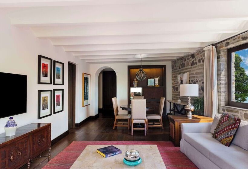 جناح, Banyan Tree Puebla