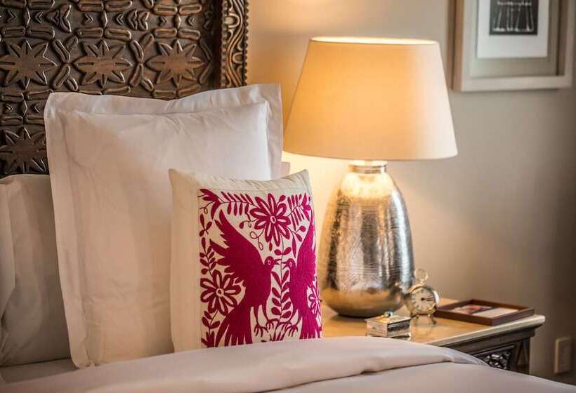 جناح, Banyan Tree Puebla