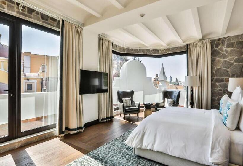 جناح, Banyan Tree Puebla