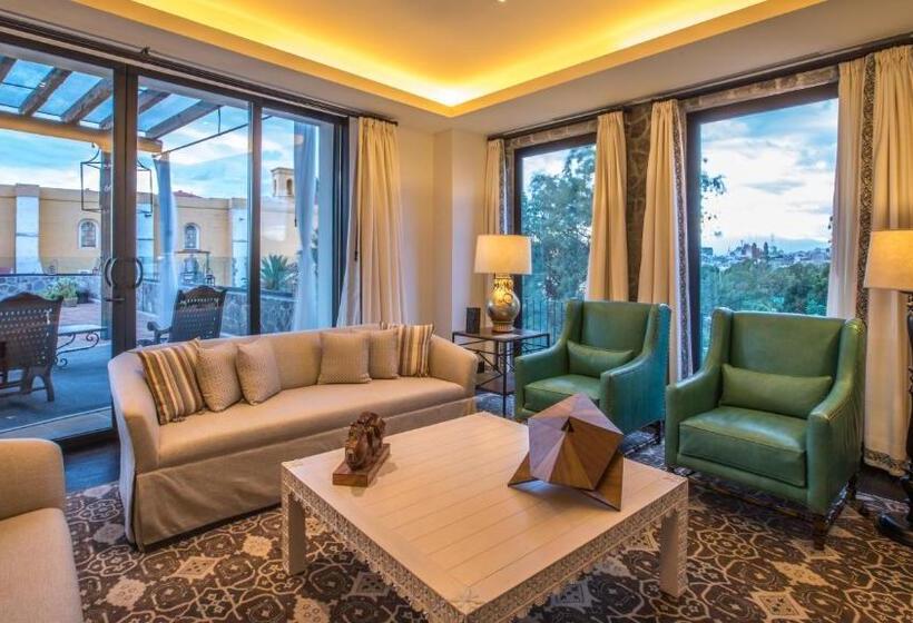 جناح, Banyan Tree Puebla