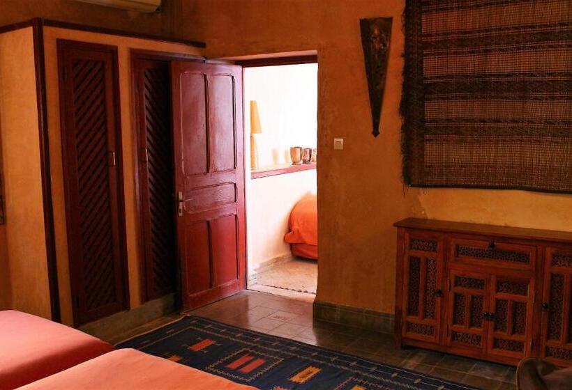 패밀리 스위트, De Charme Les 3 Chameaux 4 étoiles