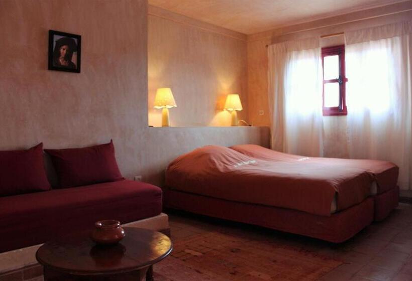 스탠다드 룸 가든 전망, De Charme Les 3 Chameaux 4 étoiles