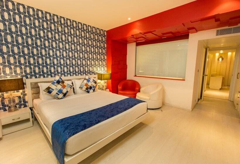 جناح إدارى, Hash Six Hotels