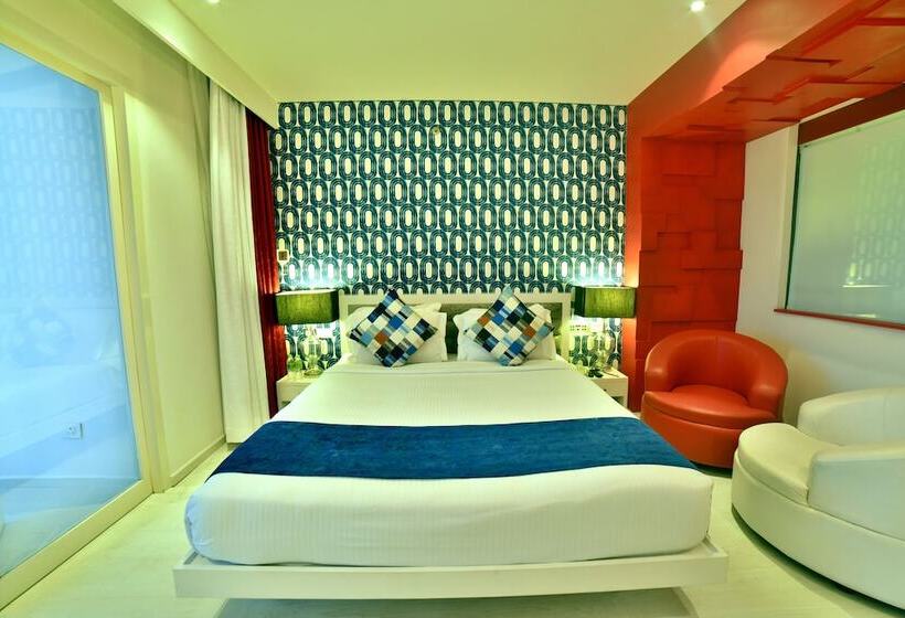 جناح إدارى, Hash Six Hotels