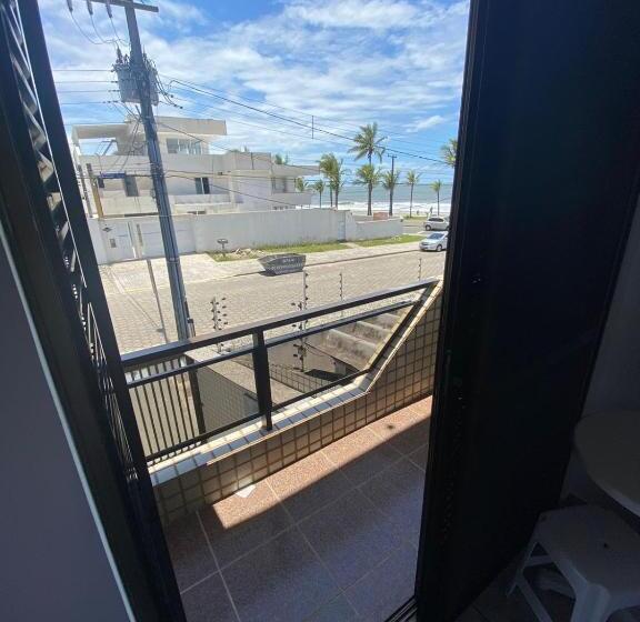 Четырехместный Номер Стандарт с Балконом, Nautico