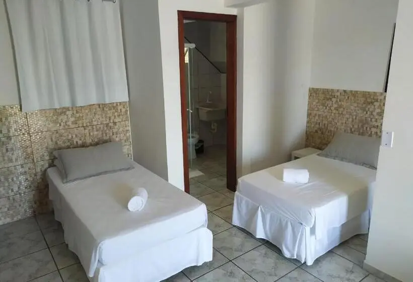 اتاق استاندارد چهارنفره با بالکن, Nautico