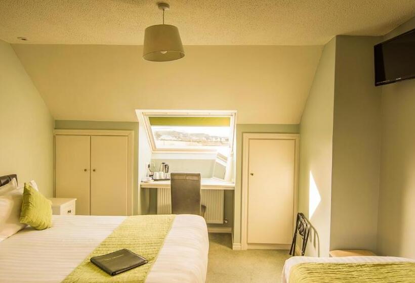 Standard Triple Room, The Pipers Rest