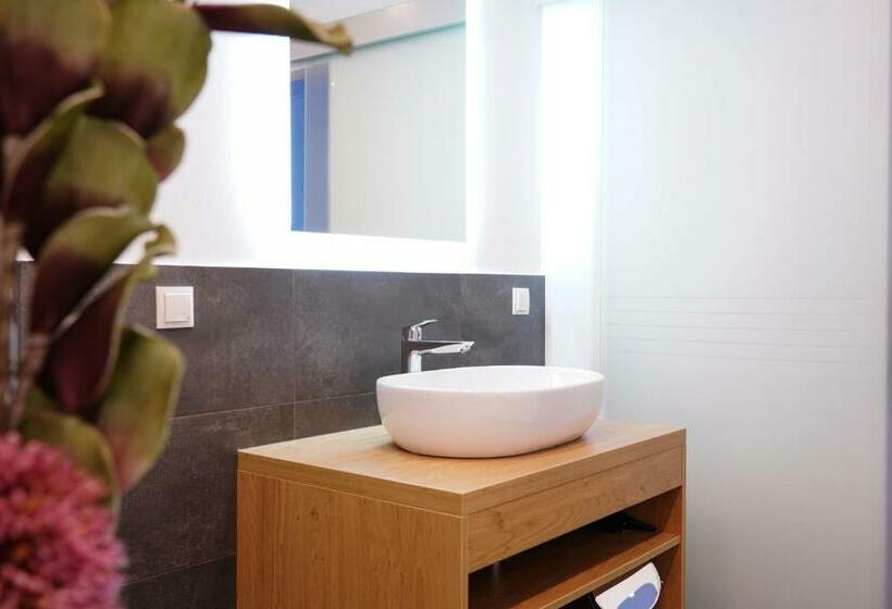 Номер Стандарт, Walters Weinquartier