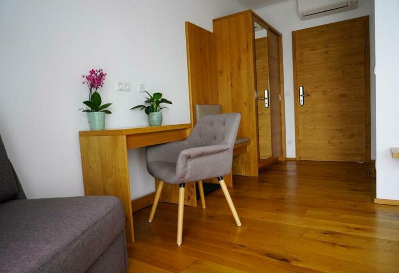 Номер Стандарт, Walters Weinquartier