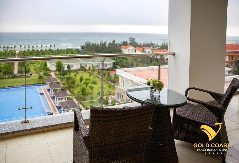Deluxe Suite Sea View, Gold Coast Hotel Resort & Spa