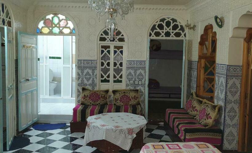 공동 객실, Hostel Aline