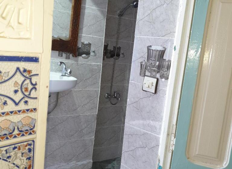 共用房间的床, Hostel Aline