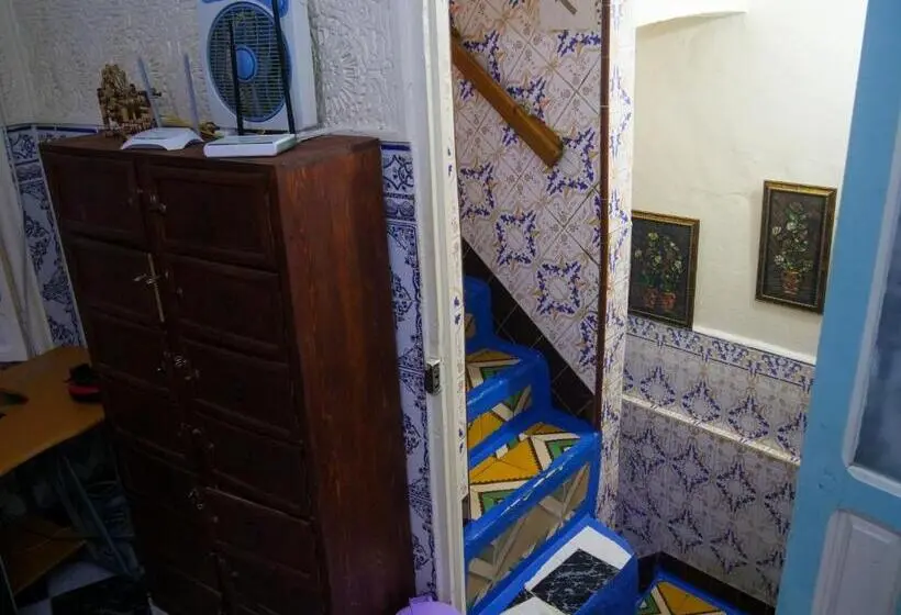 Vuode Makuusalissa, Hostel Aline