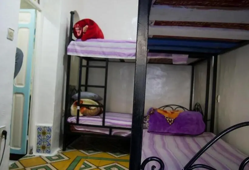 Vuode Makuusalissa, Hostel Aline