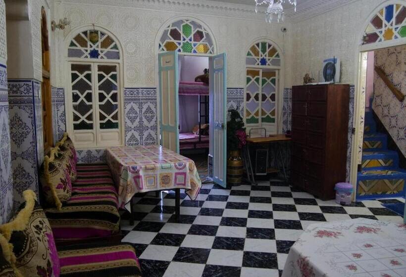 공동 객실, Hostel Aline